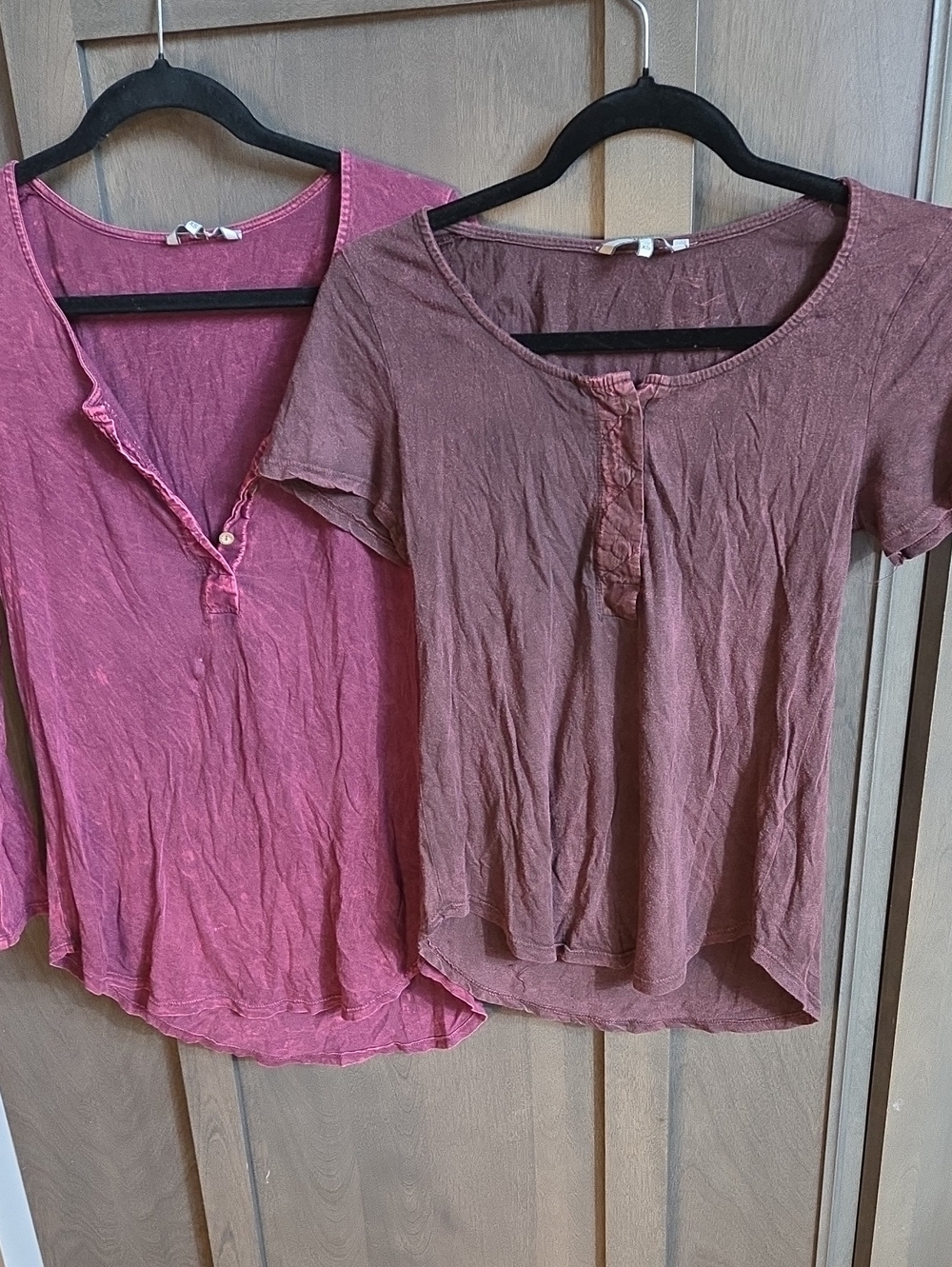 BKE Short Sleeve Henley Tops in Bright Pink and Dusty Rose